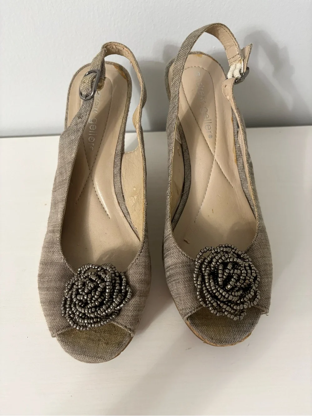 Andrew Geller Linen Rose Peep Toe Slingback Wedge Sandals Earthy Coquette Size 6